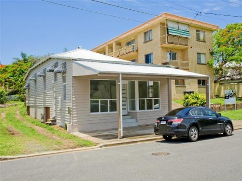 64 Cedar Street, Greenslopes QLD 4120