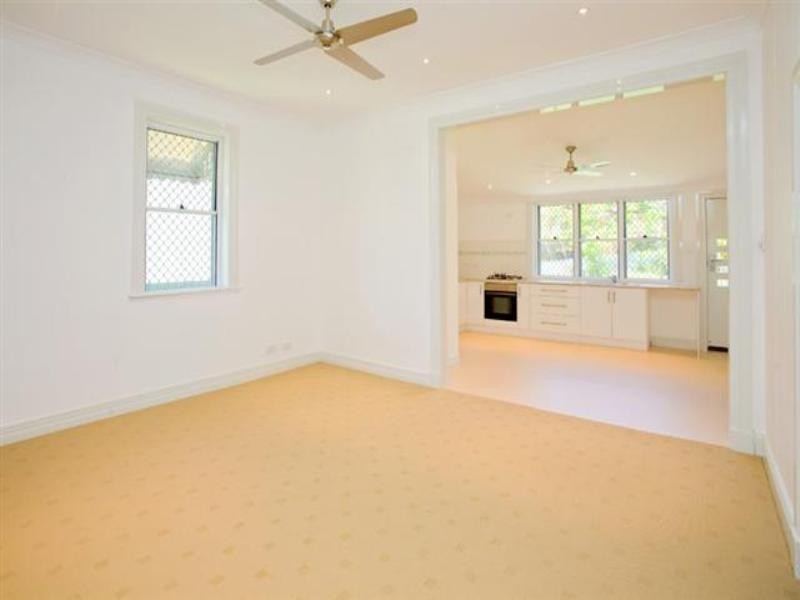 64 Cedar Street, Greenslopes QLD 4120