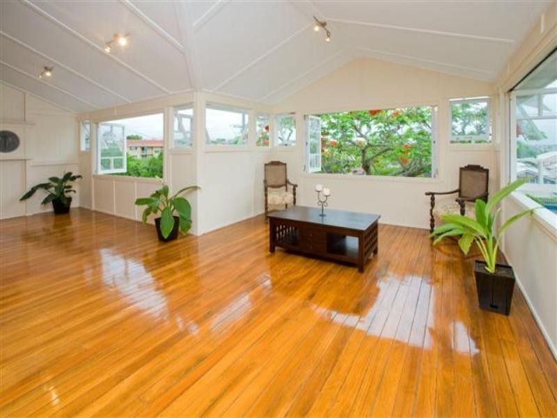 34 Amelia Street, Coorparoo QLD 4151