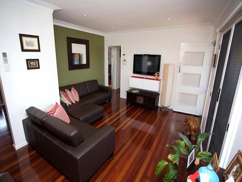 5 Woodhill Avenue, Coorparoo QLD 4151