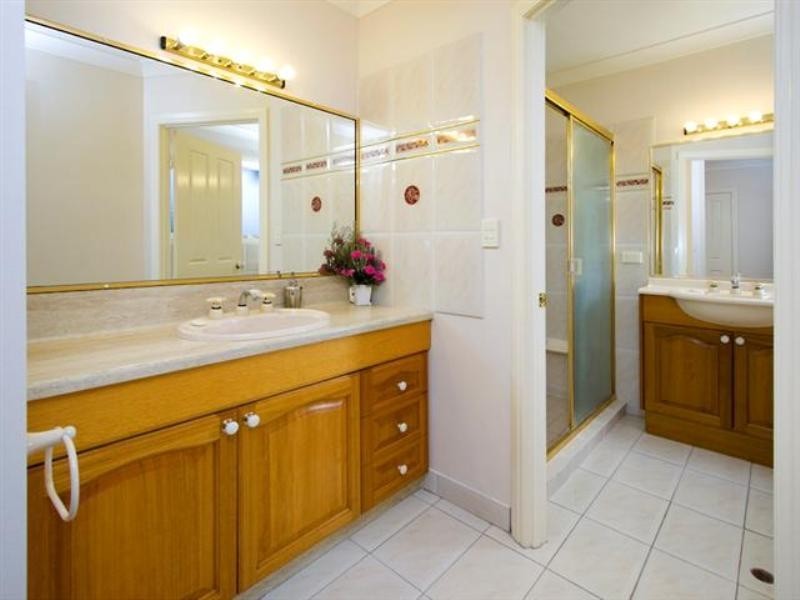 20 Norell Place, Eight Mile Plains QLD 4113