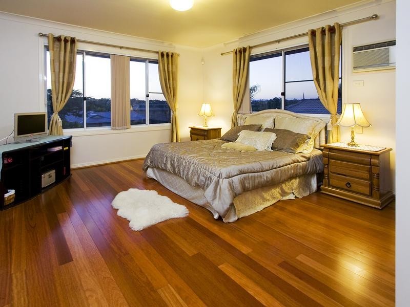 20 Norell Place, Eight Mile Plains QLD 4113