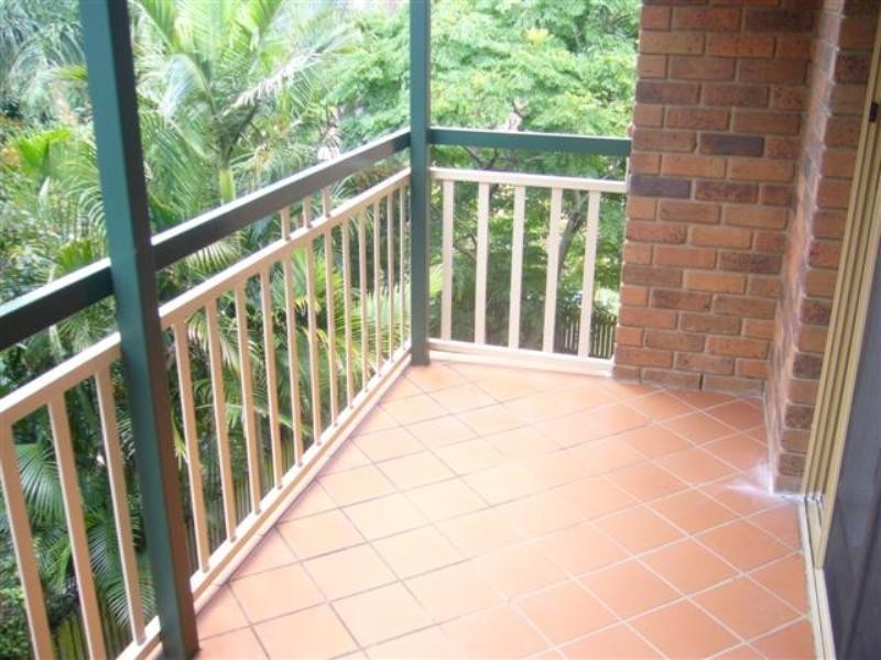 6/12 McLay Street, Coorparoo QLD 4151