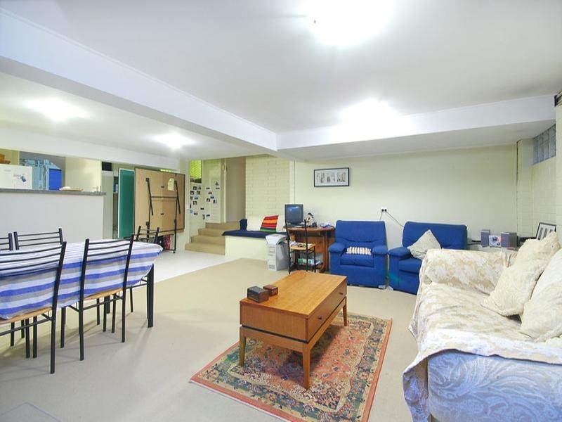 8 Wunulla Street, Mount Gravatt East QLD 4122