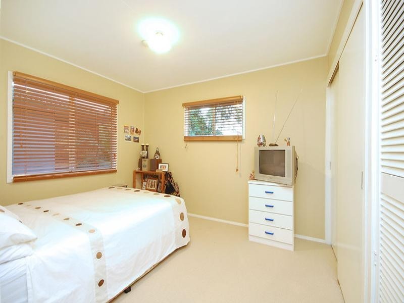 8 Wunulla Street, Mount Gravatt East QLD 4122