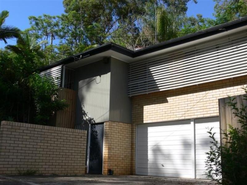 1 Dodwell Street, Holland Park West QLD 4121