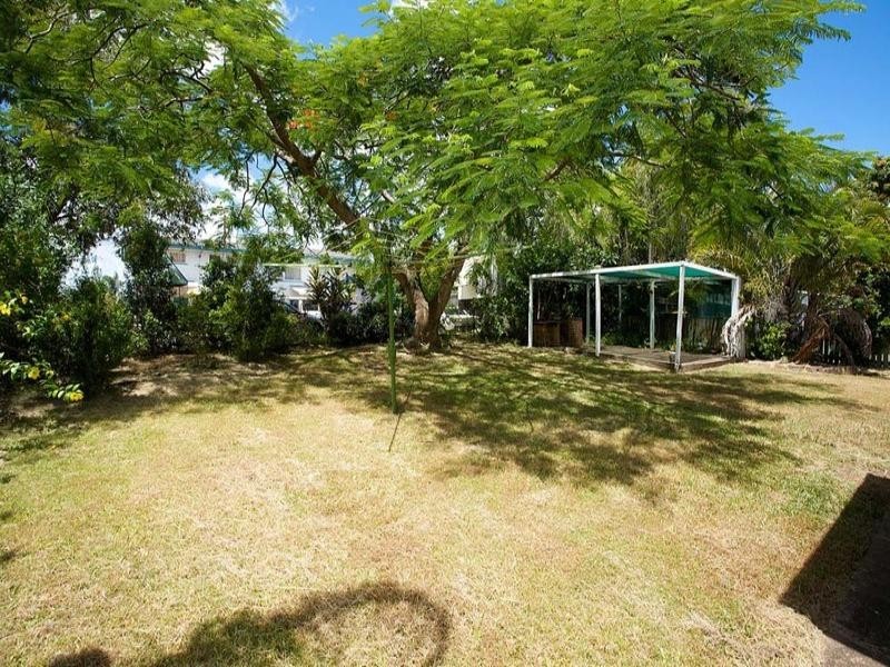 11 Brescia Street, Holland Park West QLD 4121