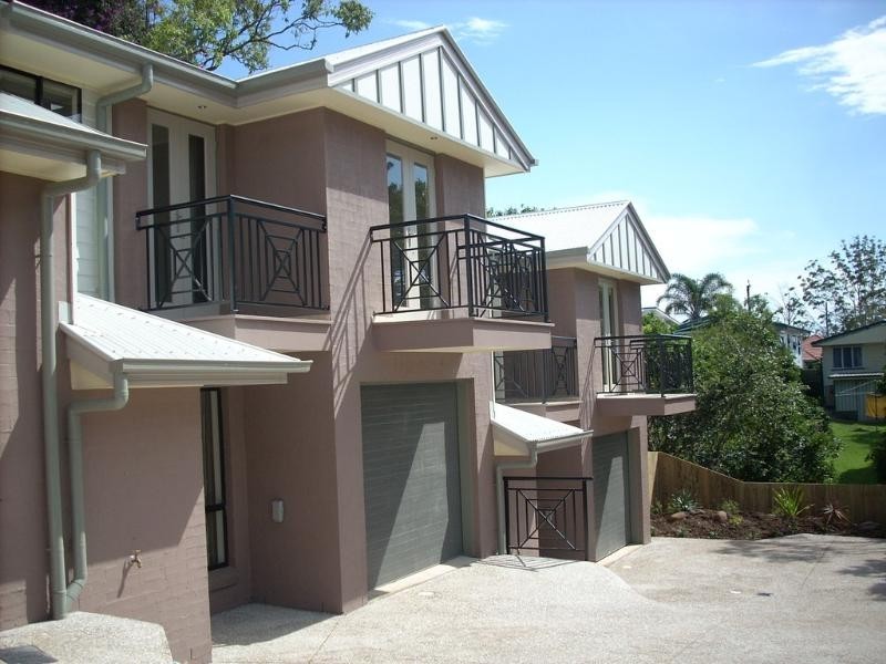 1/299 Nursery Road, Holland Park QLD 4121