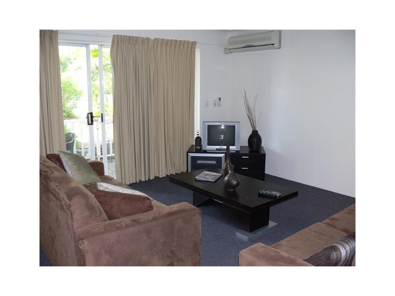 6/42 Beach Parade, Surfers Paradise QLD 4217