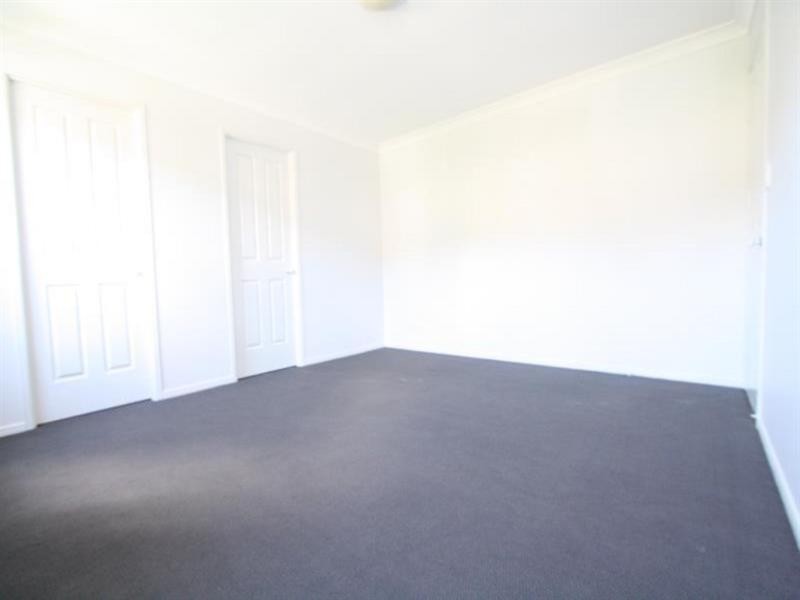 21 Estate Place, Holland Park West QLD 4121