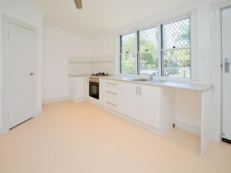 64 Cedar Street, Greenslopes QLD 4120