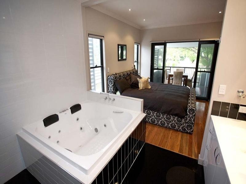 13 Troubridge Street, Mount Gravatt East QLD 4122