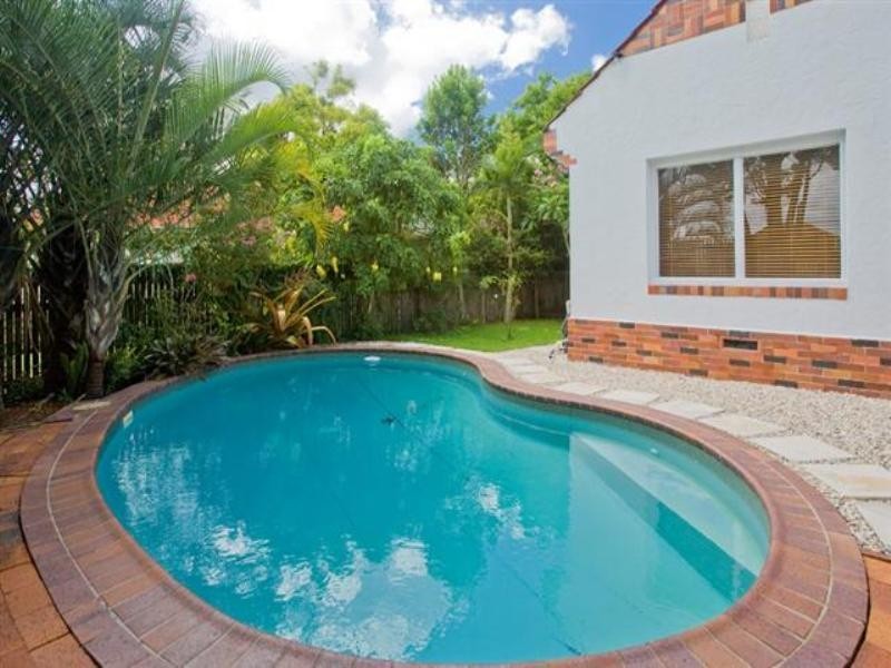 311 Chatsworth Road, Coorparoo QLD 4151