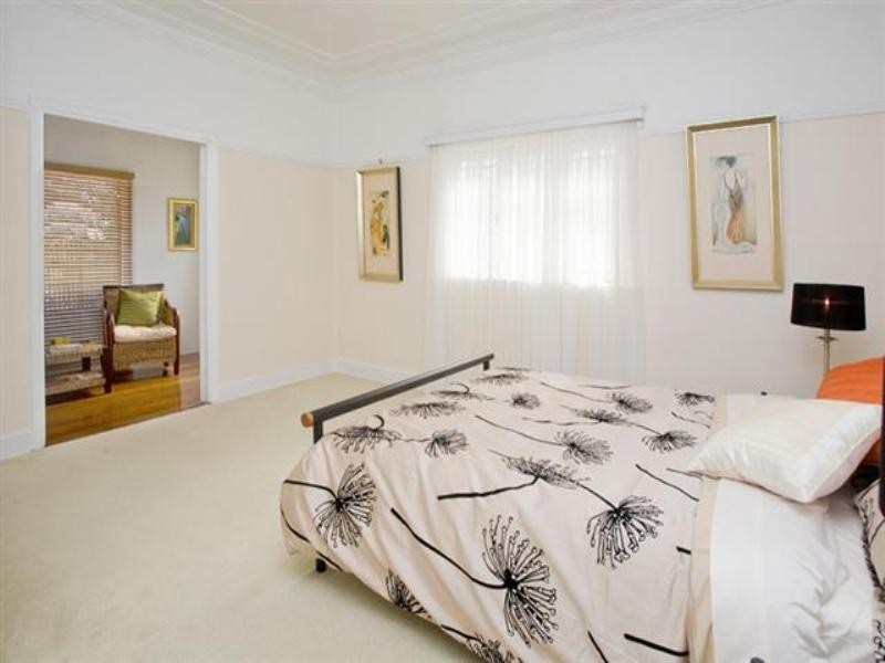 311 Chatsworth Road, Coorparoo QLD 4151