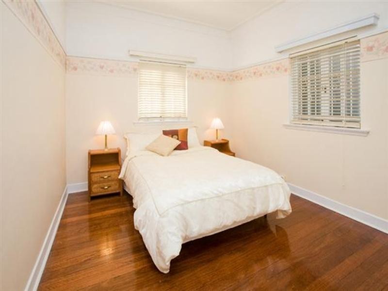 311 Chatsworth Road, Coorparoo QLD 4151