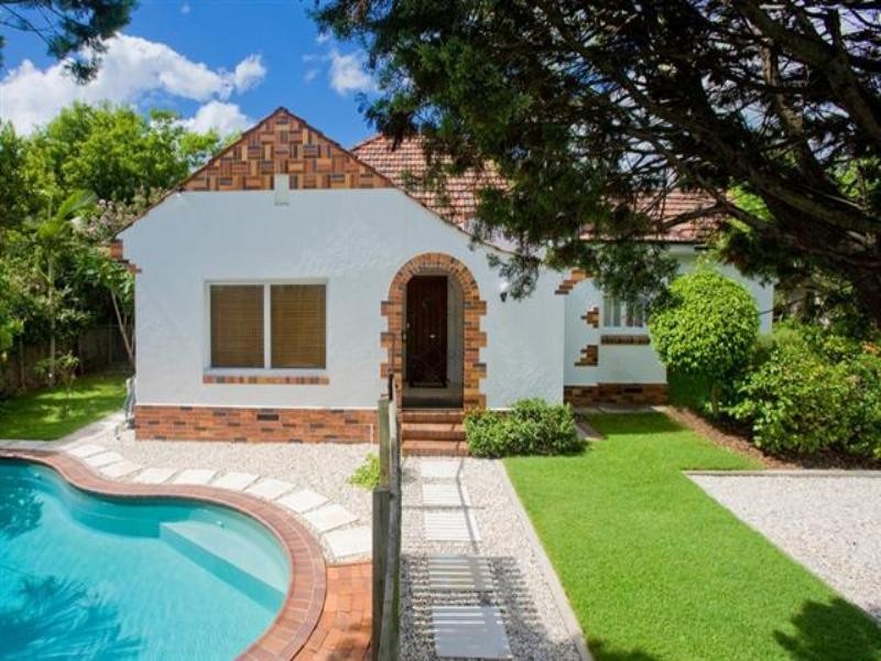 311 Chatsworth Road, Coorparoo QLD 4151