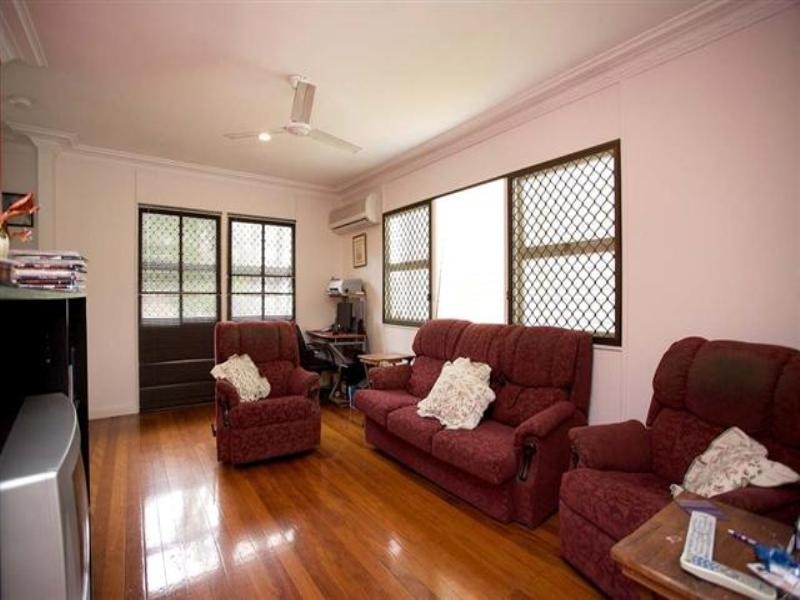 10 Morland Street, Mount Gravatt East QLD 4122