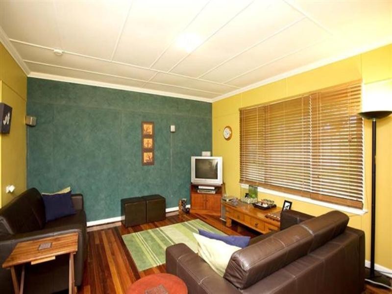 83 Amega Street, Mount Gravatt East QLD 4122