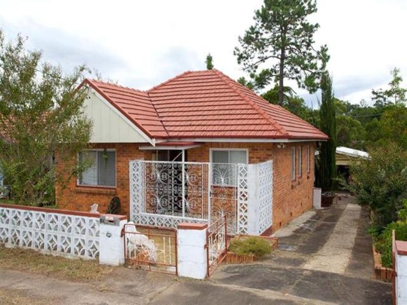 184 Beddoes Street, Holland Park QLD 4121