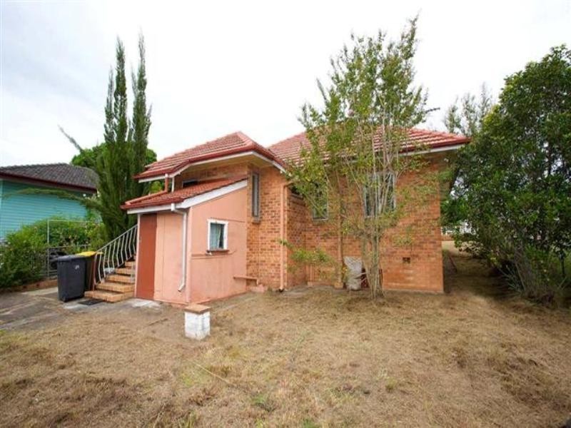 184 Beddoes Street, Holland Park QLD 4121