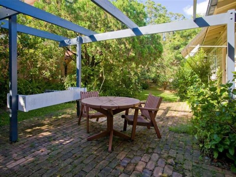 23 Perihelion Street, Coorparoo QLD 4151