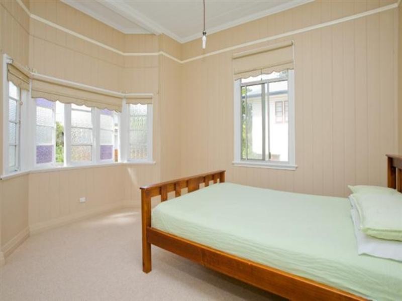 66 Lewis Street, Woolloongabba QLD 4102