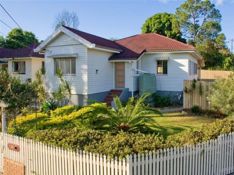 68 Albert Street, Holland Park QLD 4121