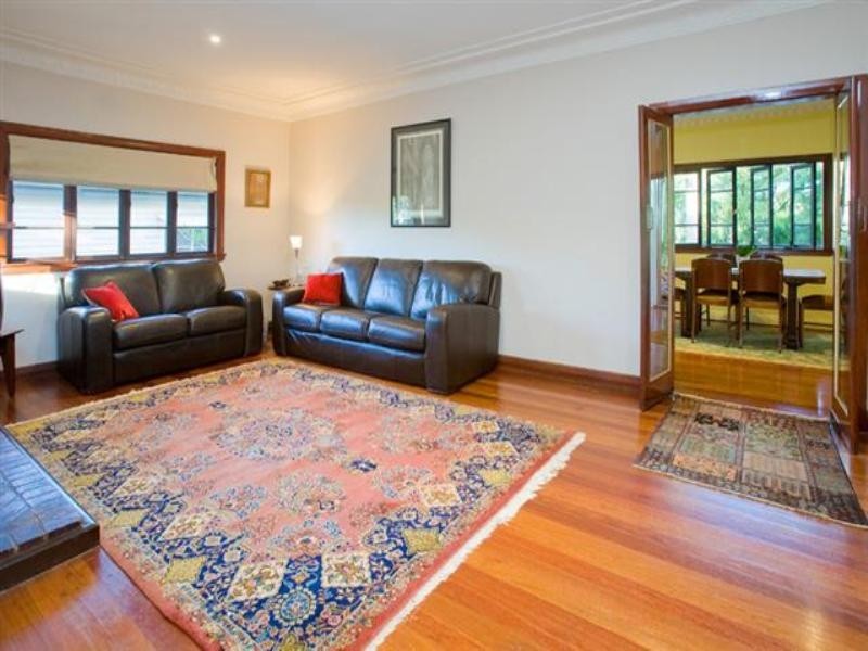 22 Marshall Road, Holland Park West QLD 4121