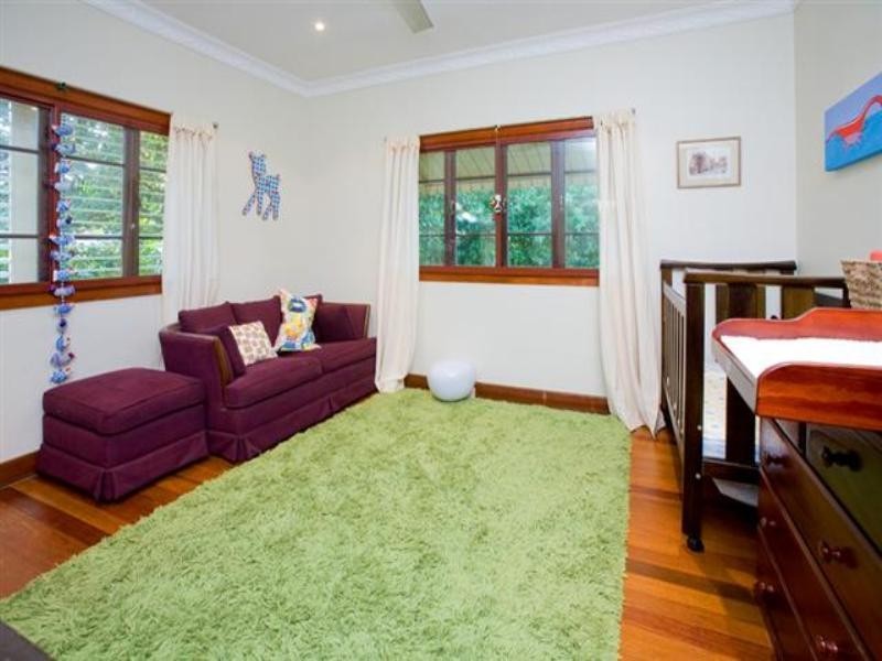 22 Marshall Road, Holland Park West QLD 4121