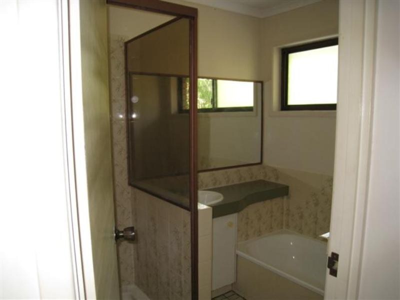 17 Glenlinton Street, Holland Park QLD 4121