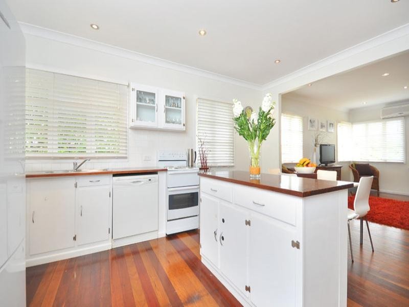 15 Floral Street, Mount Gravatt East QLD 4122