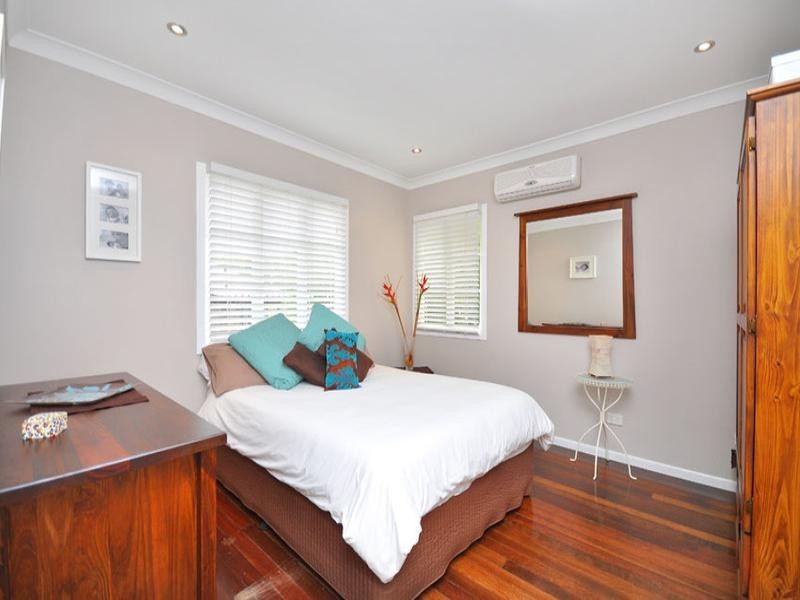 15 Floral Street, Mount Gravatt East QLD 4122