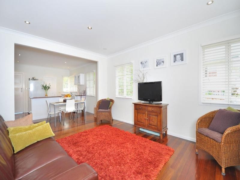 15 Floral Street, Mount Gravatt East QLD 4122