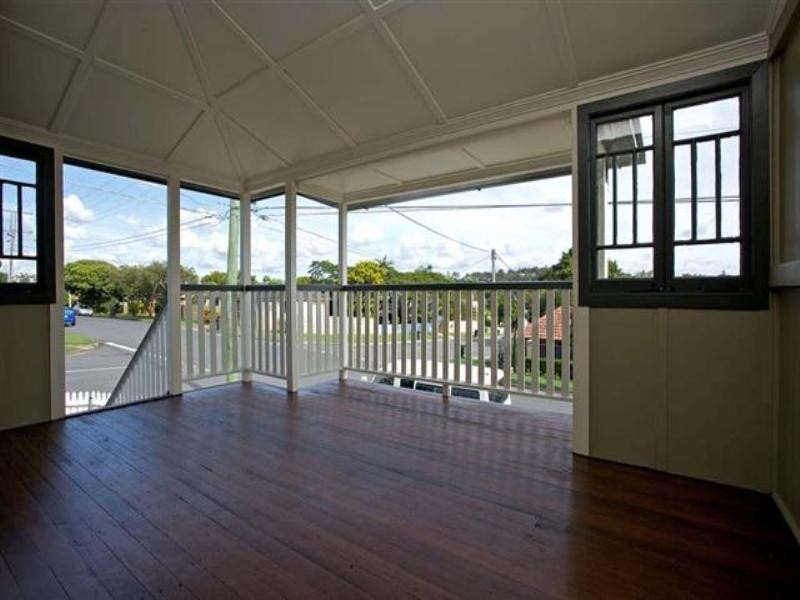 53 Crump Street, Holland Park West QLD 4121