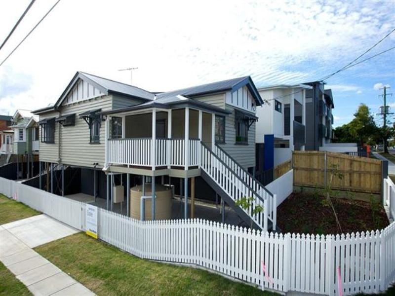 53 Crump Street, Holland Park West QLD 4121