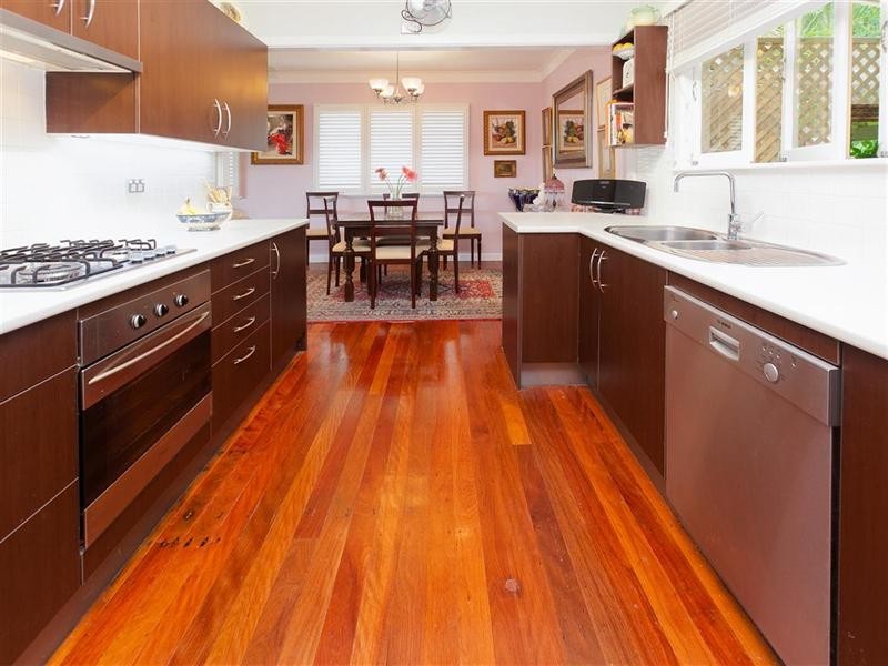 3 David Road, Holland Park QLD 4121