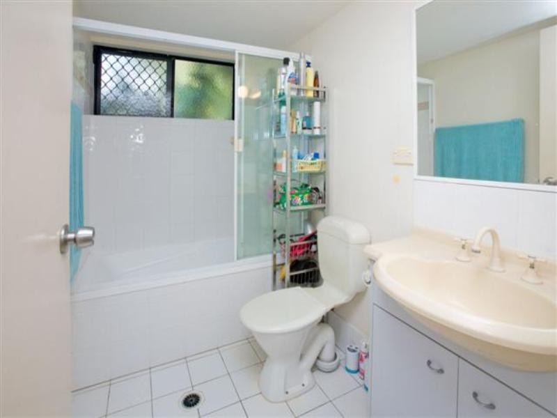 17/139 Lytton Rd (Corner of Walter Ave), East Brisbane QLD 4169