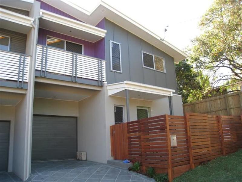 1-2/28 Cavan Street, Annerley QLD 4103