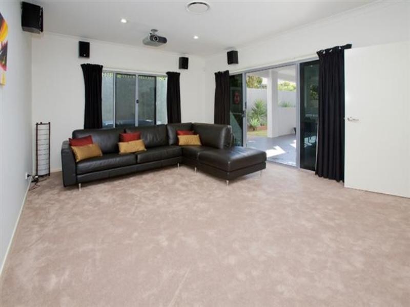 36 Giordano Place, Belmont QLD 4153