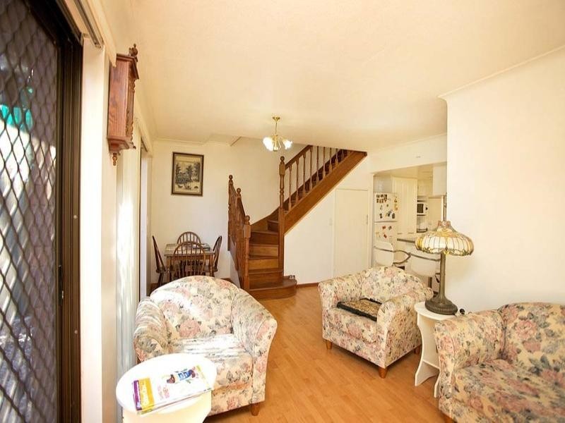 1/72 Rise Street, Mount Gravatt East QLD 4122