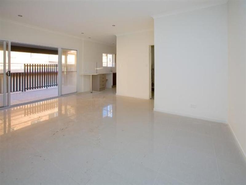 2 and 4/38 Chatsworth Road, Greenslopes QLD 4120