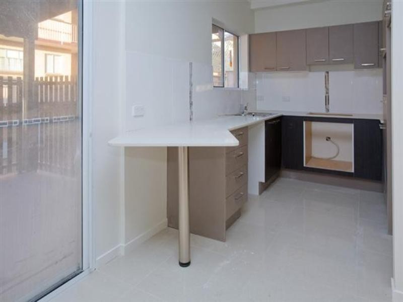 2 and 4/38 Chatsworth Road, Greenslopes QLD 4120