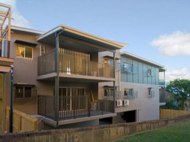 2 and 4/38 Chatsworth Road, Greenslopes QLD 4120