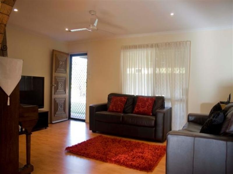 4 Cook Street, Capalaba QLD 4157