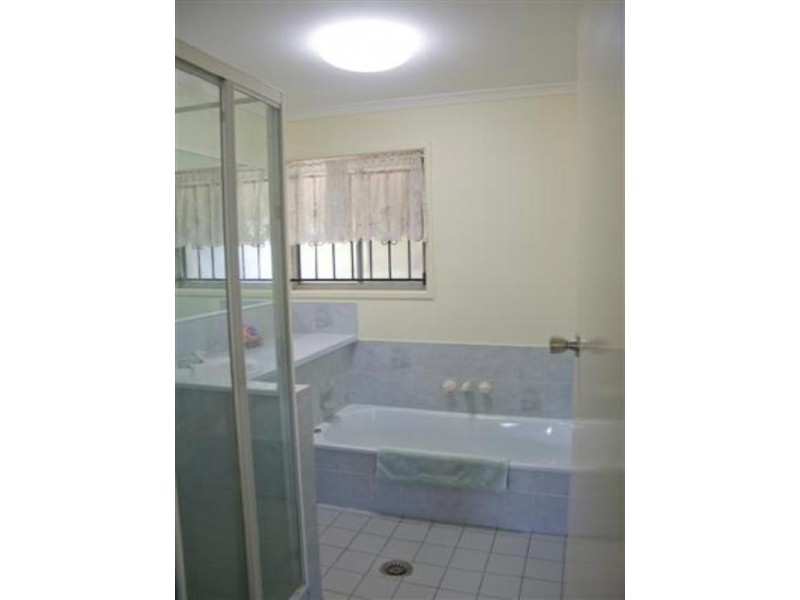 4 Cook Street, Capalaba QLD 4157