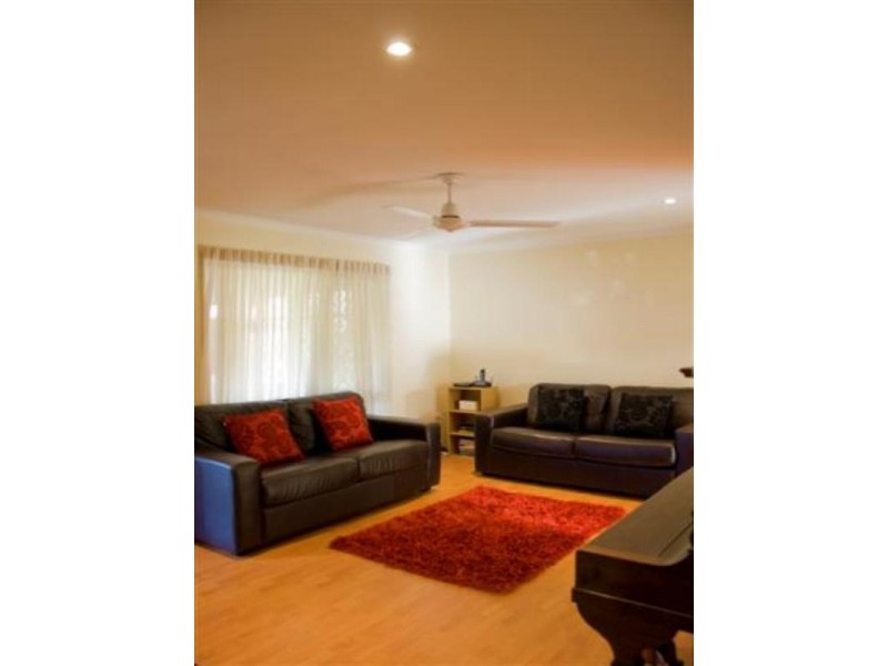 4 Cook Street, Capalaba QLD 4157