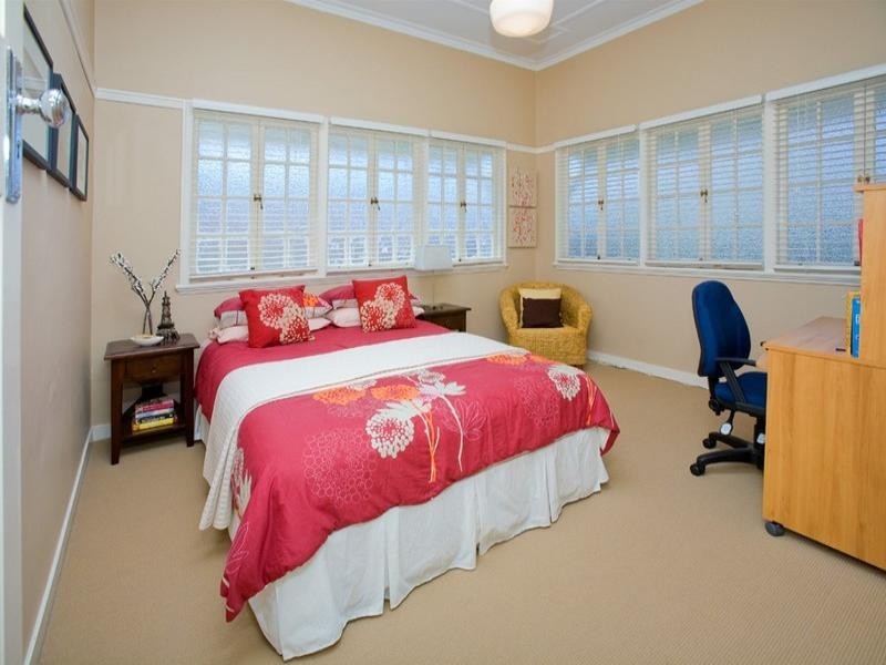 29 Shire Street, Coorparoo QLD 4151