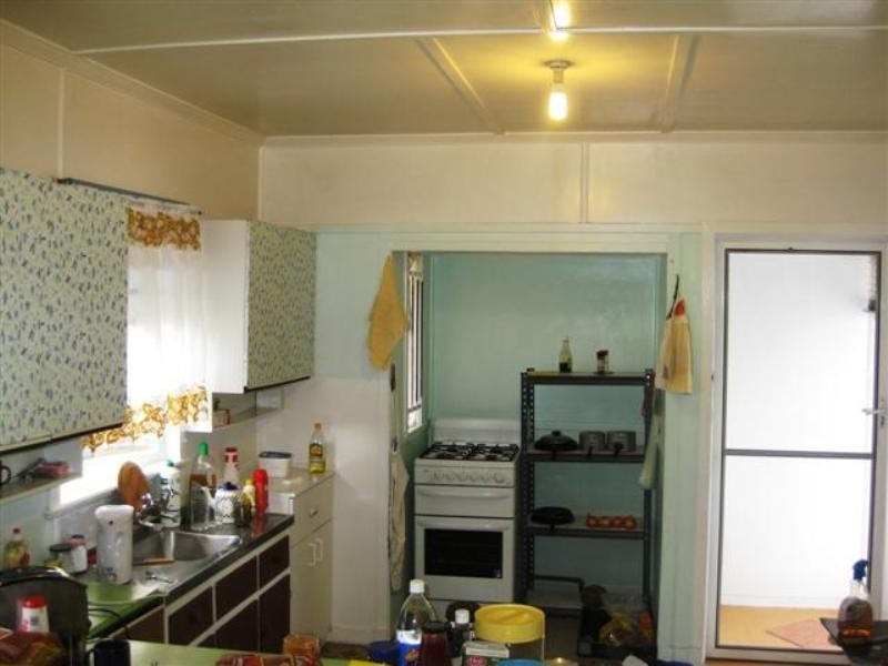 91 Roscoe Street, Holland Park QLD 4121