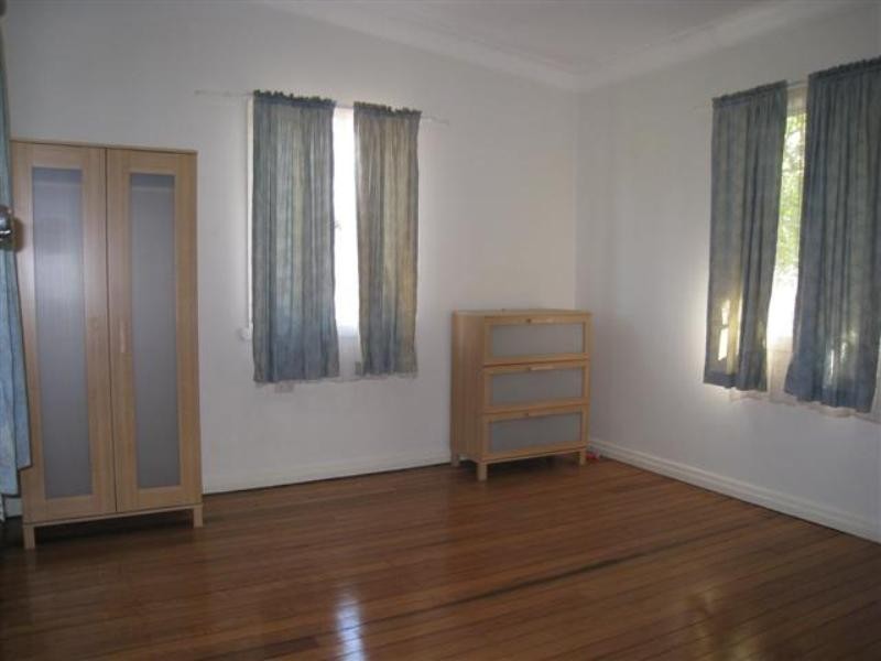 48 Birdwood Road, Holland Park West QLD 4121