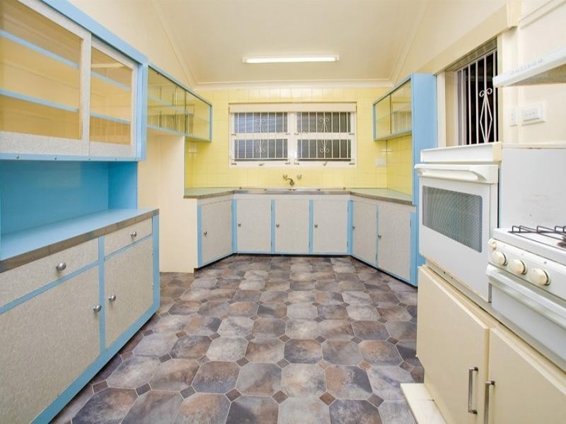 25 Newman Avenue, Camp Hill QLD 4152